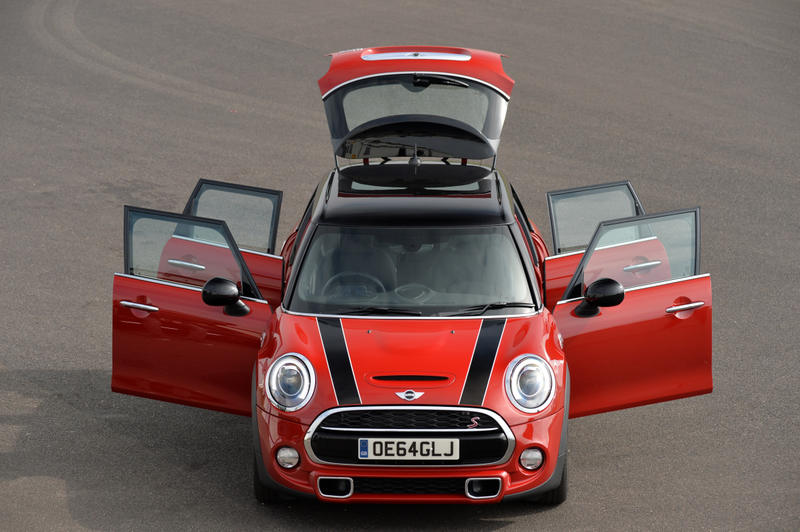 Illustration for article titled The New MINI 5 Can Fit All The Clowns But Isn't Nearly As Amusing